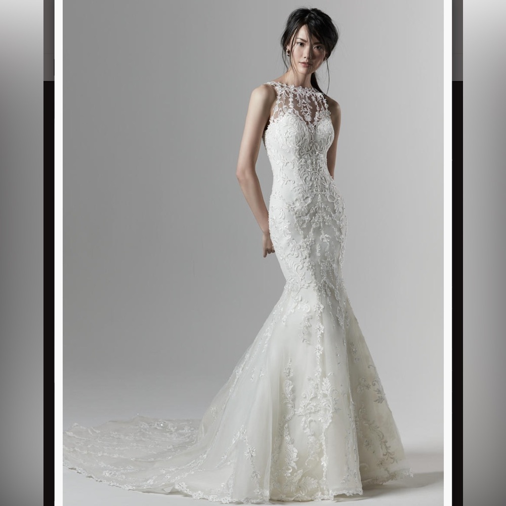 SOTTERO AND MIDGELY-ELKA 9SC814 **NEW WITH TAGS**